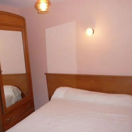 度假居 6 Pers A Thiezac, Balcon, Terrasse, Animaux Admis - Fr-1-742-622
