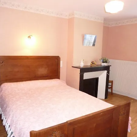 度假居 6 Pers A Thiezac, Balcon, Terrasse, Animaux Admis - Fr-1-742-622